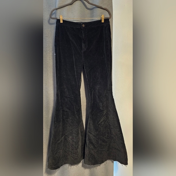 SOLD - Picture 1 of 3